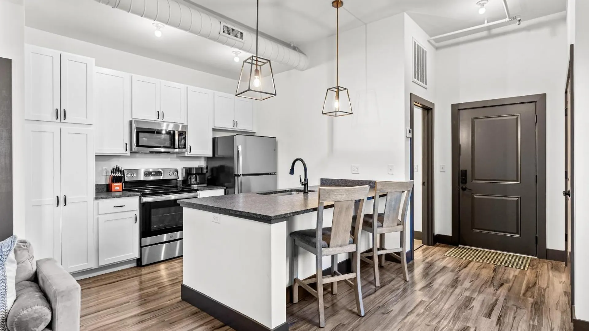 Loft Studio-Gated Parking-Wd-P203 Saint Louis 0*,  United States